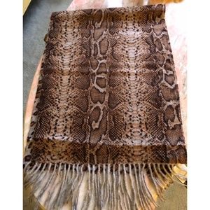 NWT! LA FIORENTINA Leopard+Python Wool Scarf